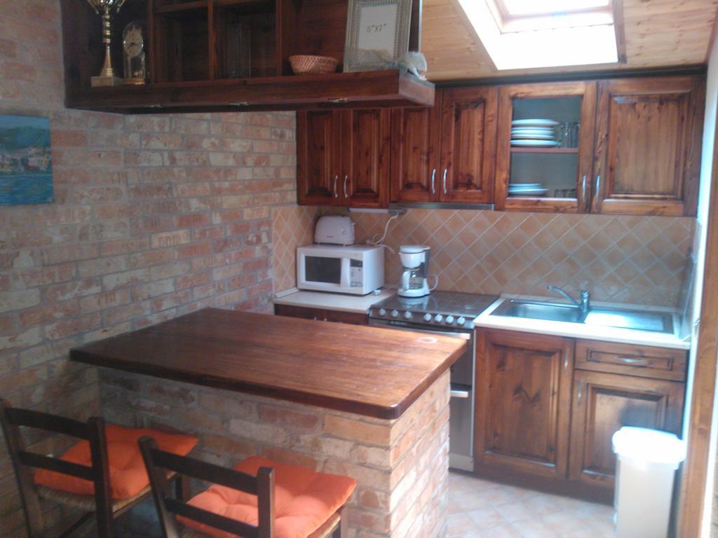 Mediterrán Apartmanház Szántód Exterior foto
