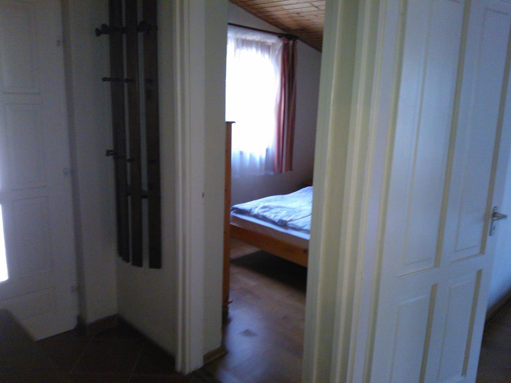 Mediterrán Apartmanház Szántód Exterior foto