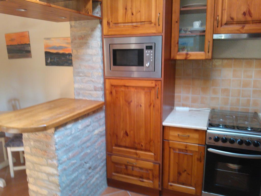 Mediterrán Apartmanház Szántód Exterior foto