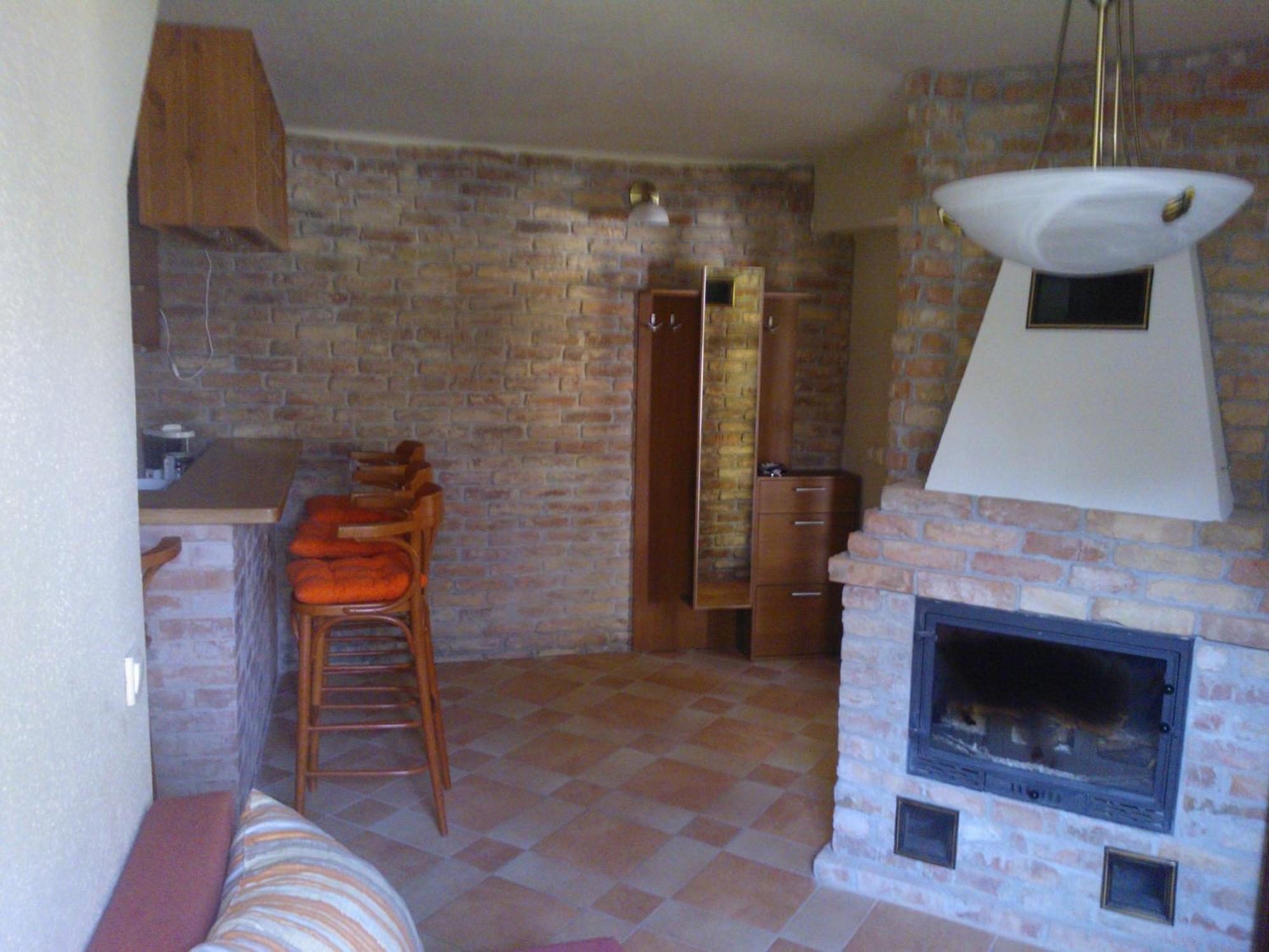 Mediterrán Apartmanház Szántód Quarto foto