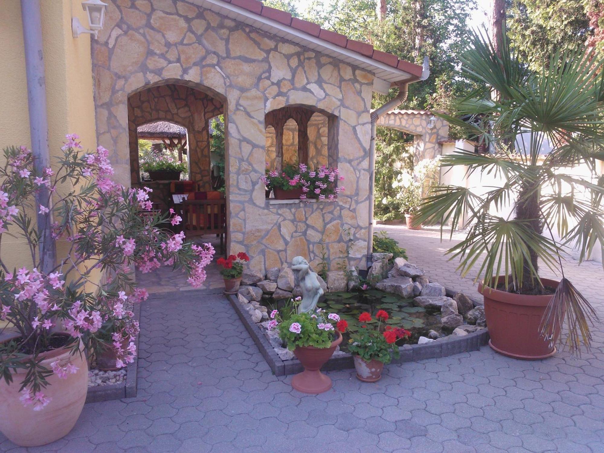Mediterrán Apartmanház Szántód Quarto foto